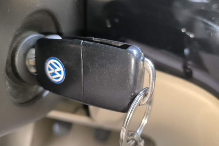 Used Volkswagen Lavida 2011 1.6L Manual Joy Version
