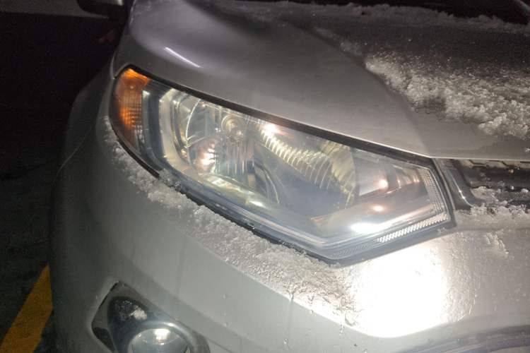 Used Ford EcoSport 2013 1.5L Automatic Prestige Model Right Front Headlight