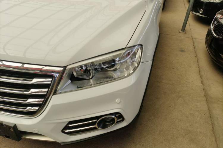 Used Haval H6 2015 Sport Edition 1.5T Automatic Two-Wheel Drive Luxury Model