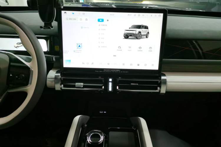 Used iCAR 03 2024 472km Four-Wheel Drive Long-Range Version
