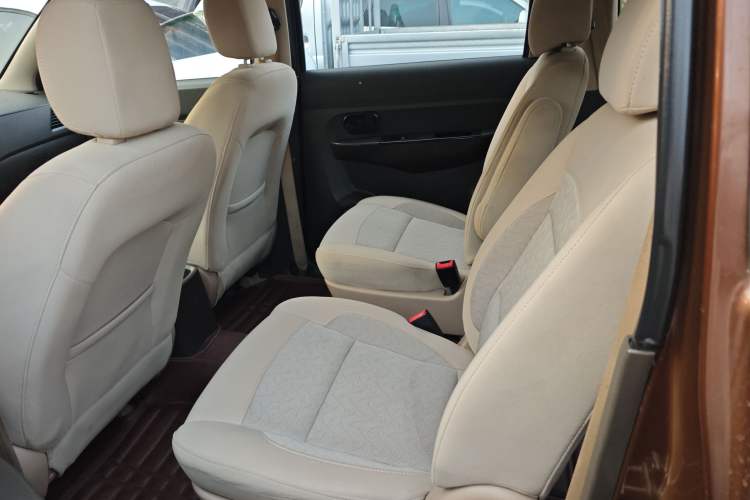 Used Wuling Hongguang 2014 1.5L S Standard Version
