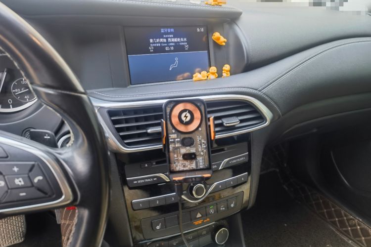 Used Infiniti QX30 2017 2.0T Four-Wheel Drive Fashion Edition
