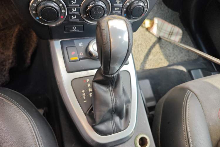 Used Land Rover Freelander 2 2010 3.2 i6 Automatic SE Gasoline Version Gear Lever