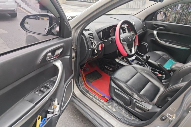 Used Changan CS35 2015 1.6L Manual Luxury Model China IV Standard