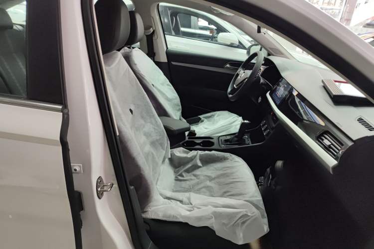 Used Volkswagen Lavida 2022 280TSI DSG Comfort Edition Right Front Seat