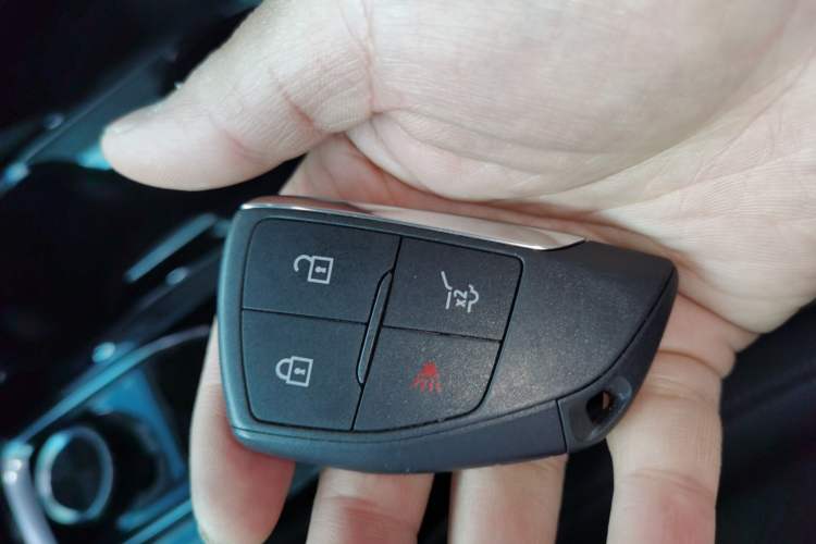 Used Buick Envision 2025 Encore Plus 28T Two-Wheel-Drive Platinum Edition