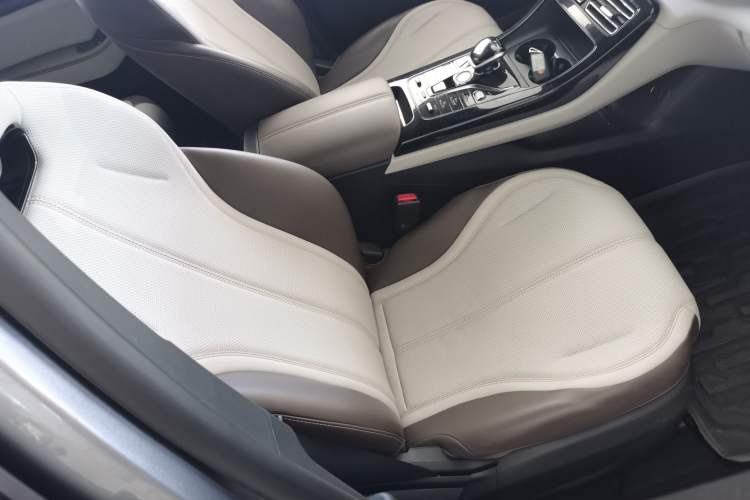 Used BYD Qin PLUS 2024 HONOR Edition DM-i 55KM Leading Model
