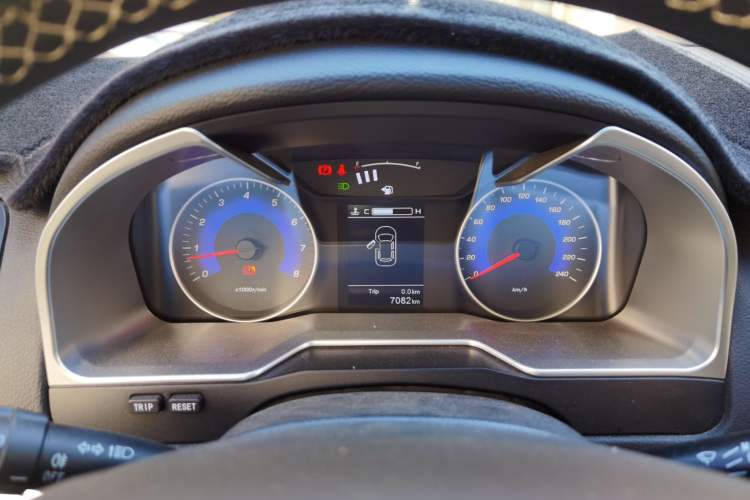 Used Geely Auto Emgrand 2016 Sedan 1.5L Manual Upward Edition