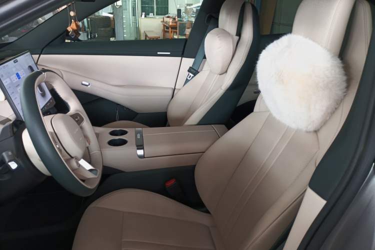 Used Xiaomi Auto YU7 2025 Ultra-Long Range Rear-Wheel Drive Version
