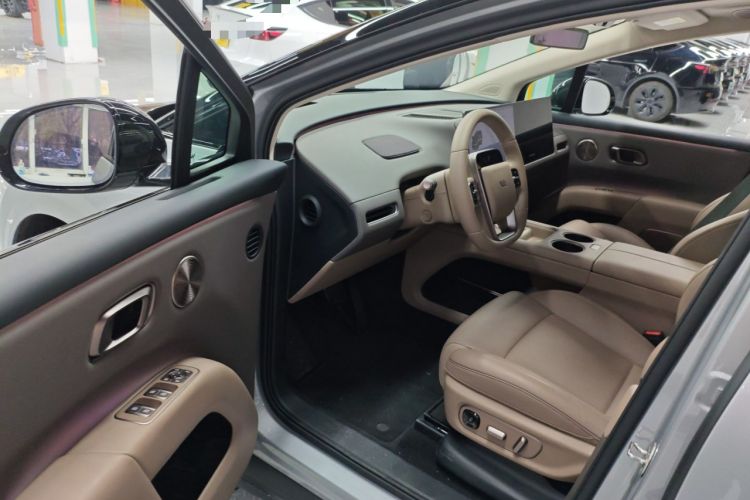 Used Li Auto i8 2025 Model Standard Version