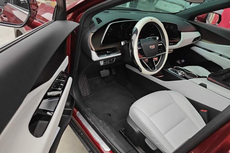 Used Cadillac GT4 2023 25T Fashion Edition Driver Seat