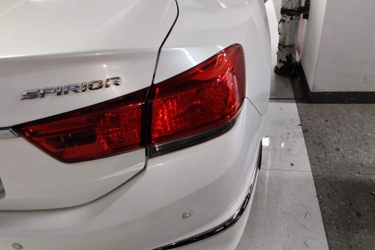 Used Honda Spirior 2017 2.0L Comfort Edition Right Rear Taillight