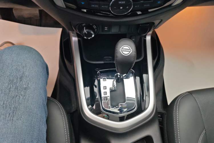 Used Nissan Terra 2020 2.5L XL Upper 4WD Automatic Four-Wheel Drive Luxury Edition
