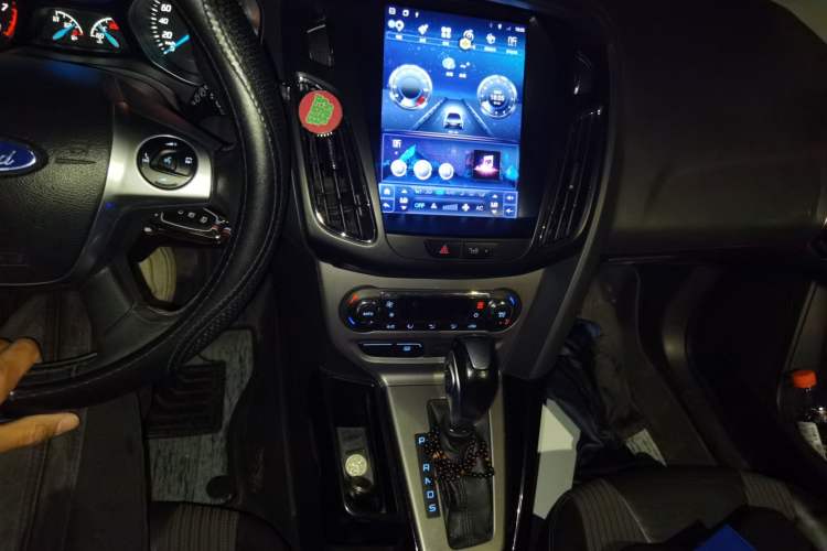 Used Ford Focus 2012 Hatchback 1.6L Automatic Fashion Edition