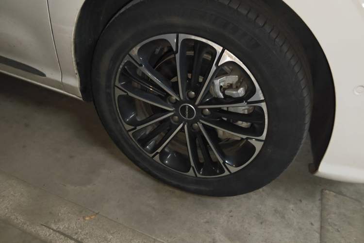 Used Roewe iMAX8 2021 400TGI Supreme Series Ultimate Edition