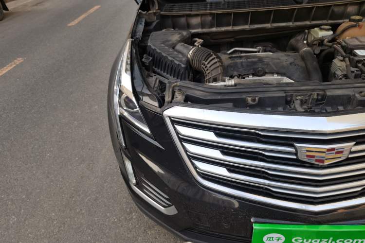 Used Cadillac XT5 2016 25T Luxury Model Right Front Headlight