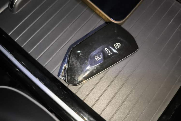 Used Volkswagen ID.6 X 2023 Pure Edition
