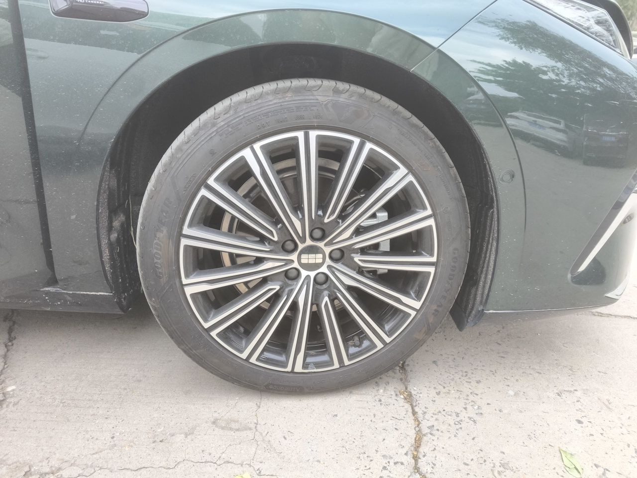 Geely Galaxy 8 2025 130km EM-P Starship Edition — снимка 8