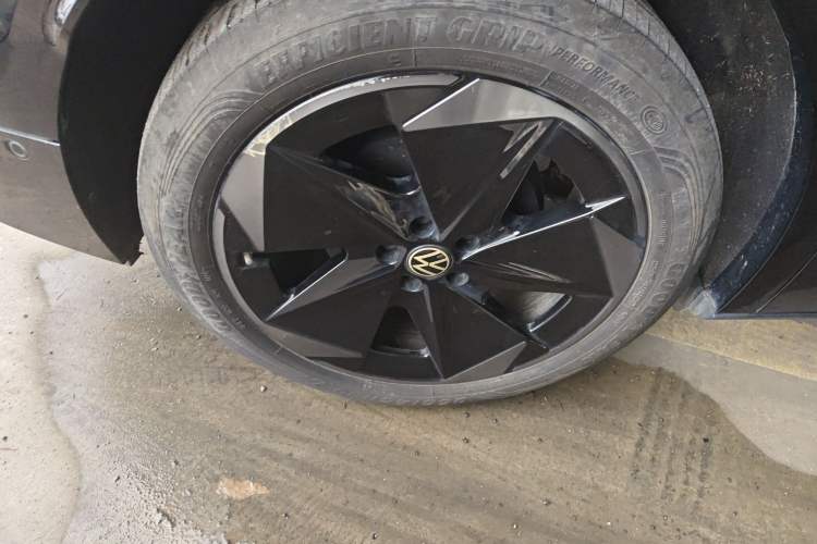 Used Volkswagen ID.UNYX 2024 Pro Long-Range Version