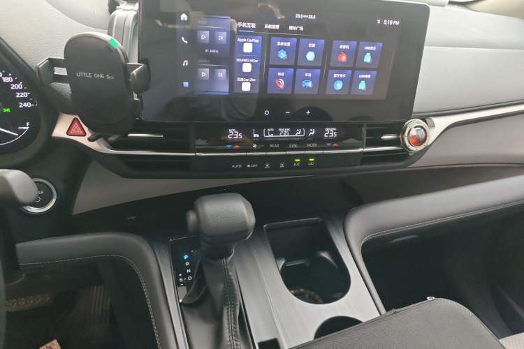 Used Toyota SIENNA 2024 2.5L Hybrid Comfort Edition Audio And AC Panel