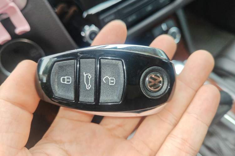 Used Volkswagen Touareg 2014 3.0 TSI New Edition Vehicle Key