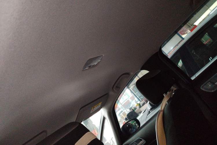 Used Honda Fit 2021 1.5L CVT Trend Edition Headliner