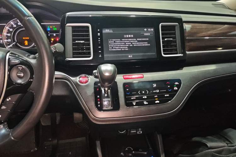 Used Honda Elysion 2016 2.4L Luxury Edition Audio And AC Panel