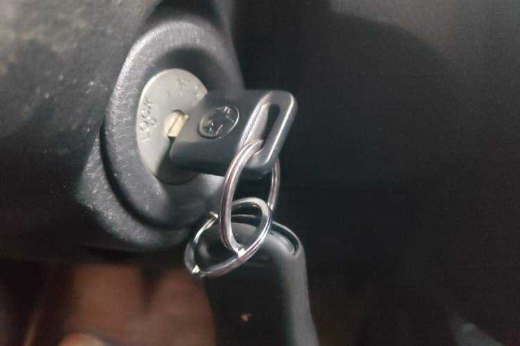 Used Venucia R50X 2015 1.6L Automatic Luxury Edition