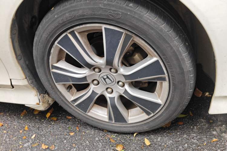 Used Honda Jade 2014 1.8L Automatic Comfort Elite Version 5 Seats