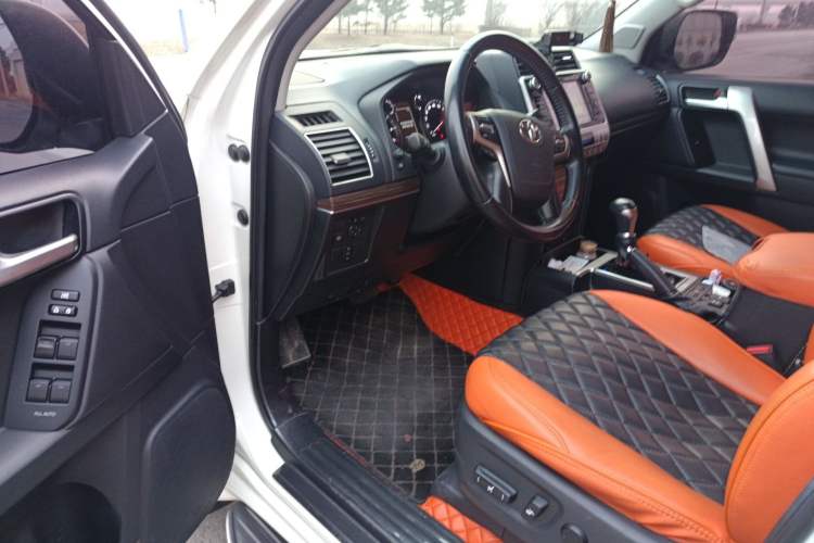 Used Toyota Prado 2019 3.5L Automatic TX-L Deluxe Edition with Rear-Mounted Spare Tire
