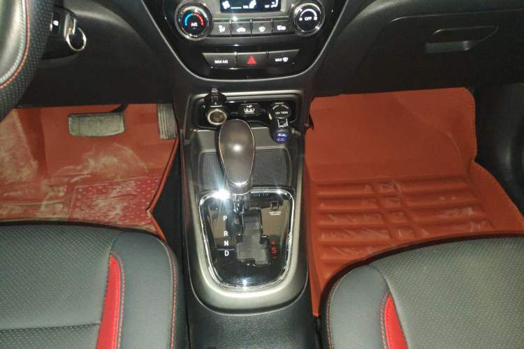 Used CHANGAN CS15 2016 1.5L Automatic Fashion Edition
