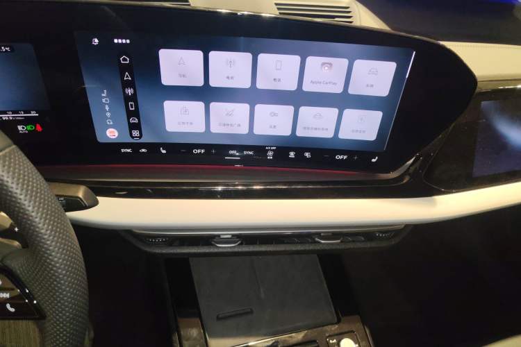 Used Audi A5L 2026 2.0T Sport Plus Audio And AC Panel