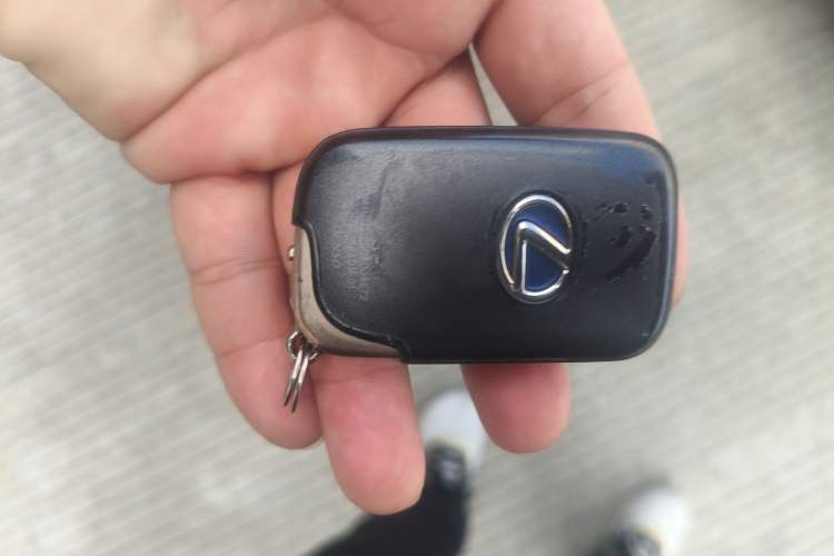 Used Lexus LS 2010 600hL