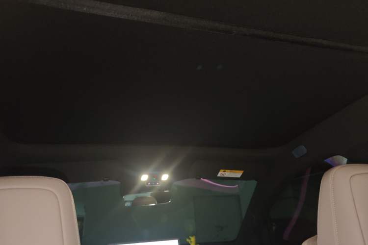 Used ONVO L60 2024 60 kWh Rear-Drive Version
