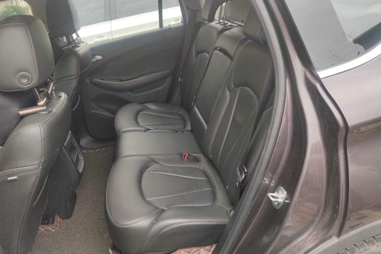 Used Buick Envision 2018 20T Two-Wheel-Drive Elite Model