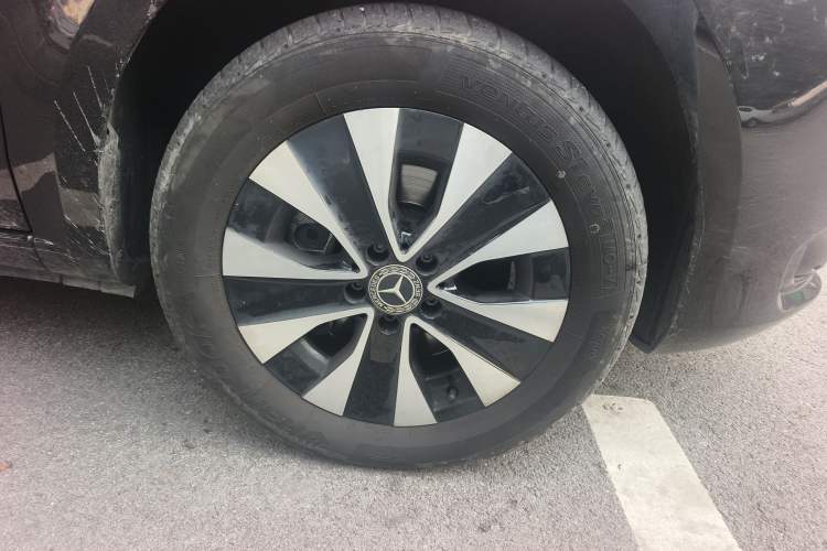 Used Mercedes-Benz Vito 2023 2.0T Elite Version 7 Seats