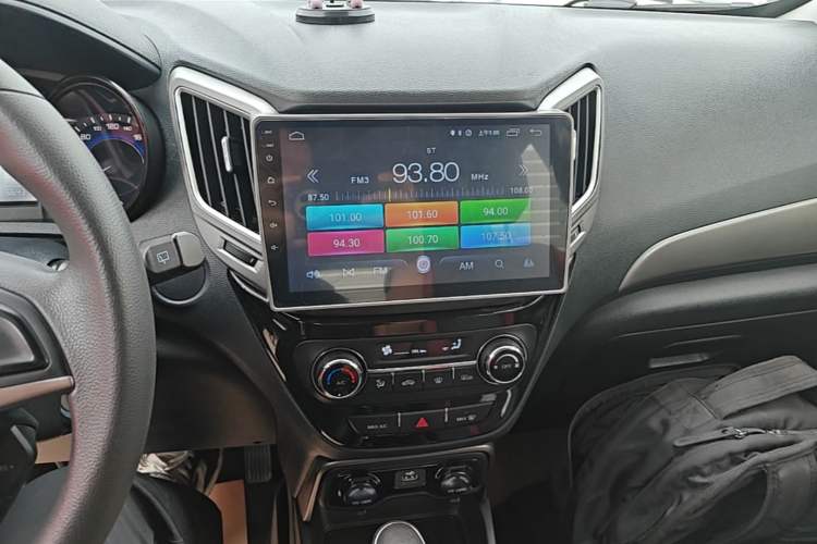 Used CHANGAN CS15 2016 1.5L Automatic Fashion Edition
