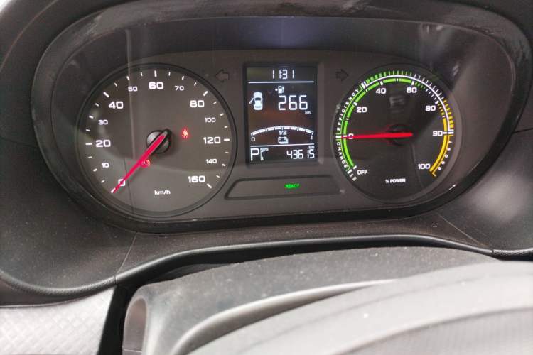 Used Roewe Clever 2021 302 km New Four-Seater Super-Efficient Version