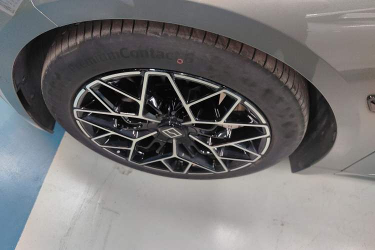 Used Zeekr 001 2025 YOU Edition 100 kWh All-Wheel Drive