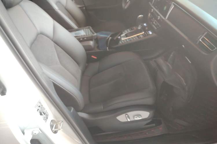 Used Porsche Macan 2021 Macan 2.0T