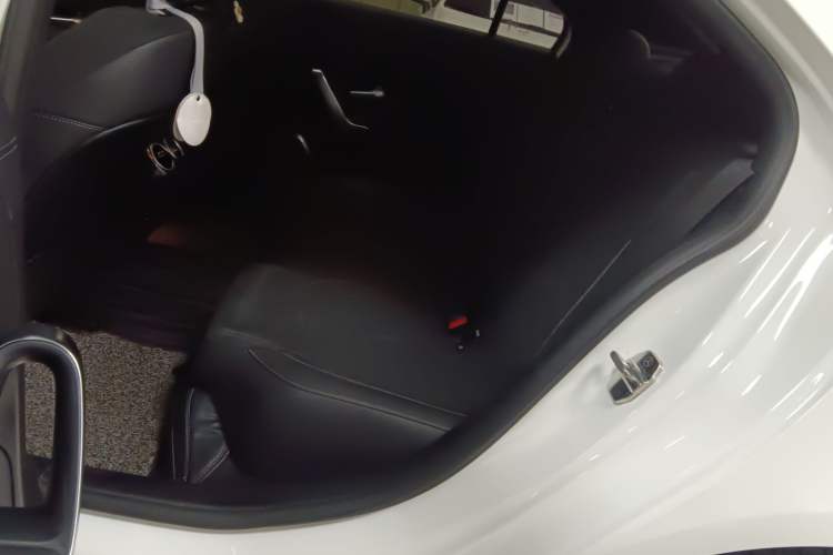 Used Mercedes-Benz A-Class 2020 Restyled A 200 L Sport Sedan Fashion Version Left Rear Seat