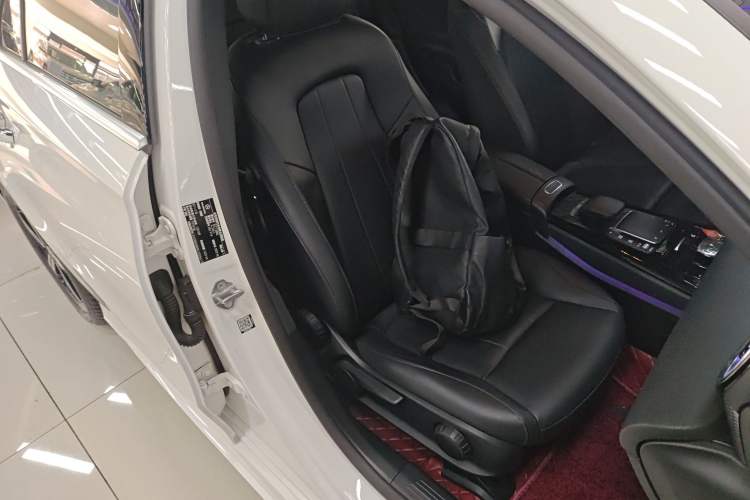 Used Mercedes-Benz A-Class 2022 Restyled A 200 L Sport Sedan Fashion Version
