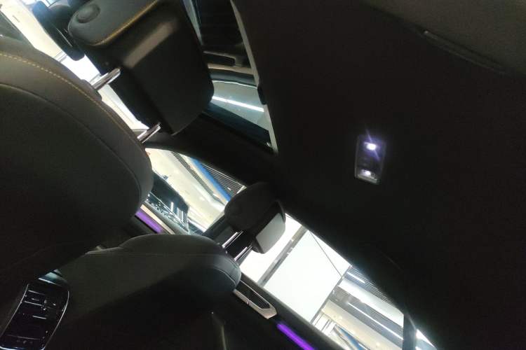 Used Volkswagen FAW-Volkswagen CC 2023 380TSI Striking Edition