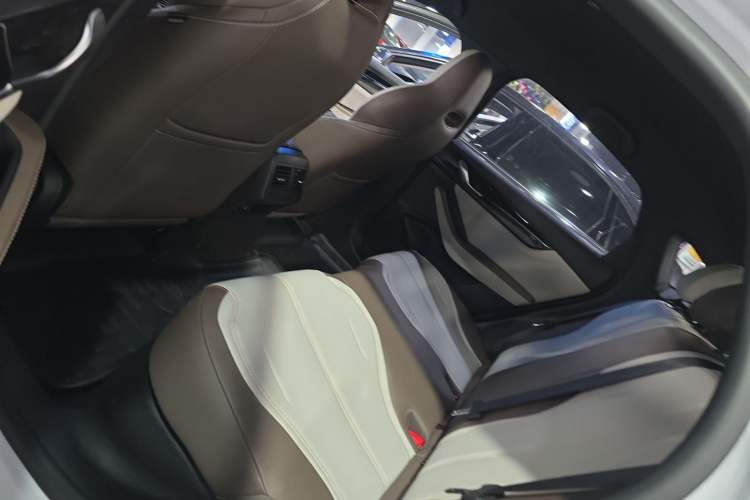 Used BYD Qin PLUS 2024 HONOR Edition DM-i 55KM Leading Model