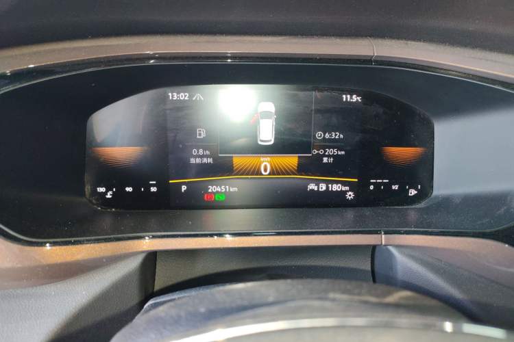 Used Volkswagen Tharu 2022 280TSI Two-Wheel-Drive Luxury Edition
