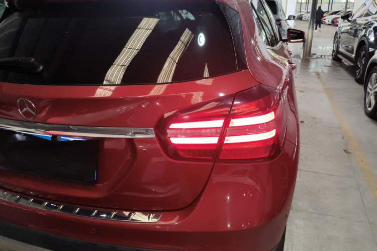 Used Mercedes-Benz GLA 2017 GLA 200 Fashion Model
