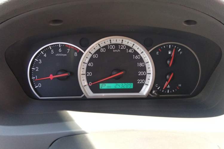 Used Chevrolet Epica 2013 1.8 SE Comfort Edition AT Instrument Cluster