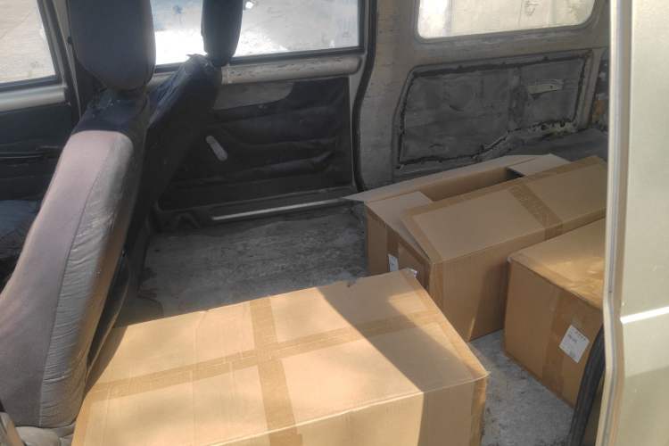 Used Wuling Rongguang 2012 1.5L Extended Basic Version Left Rear Seat