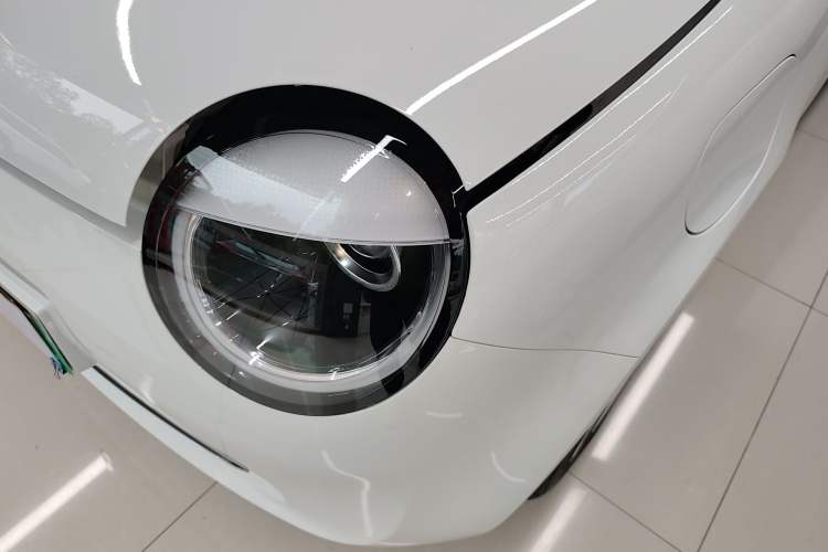 Used CHANGAN NEVO Lumin 2025 205 km Xiangqin Version
