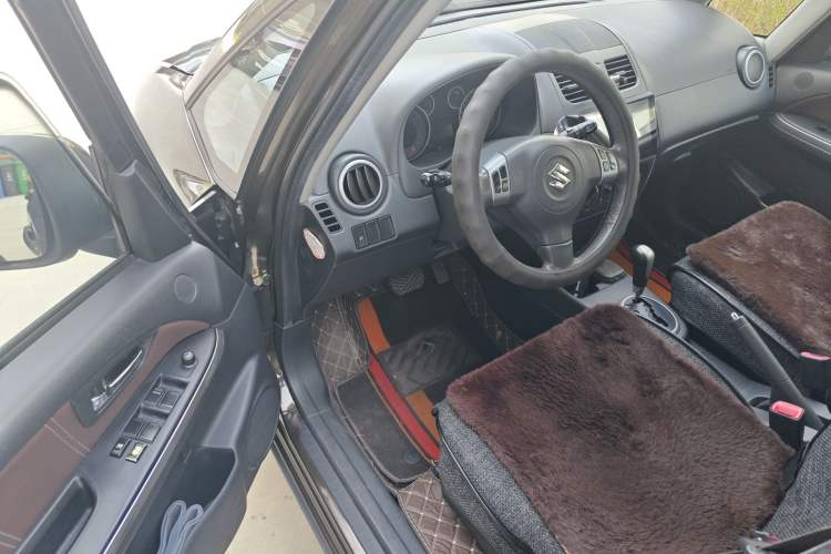 Used Suzuki SX4 2012 1.6L Automatic Ruiqi Model